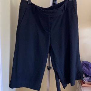 INC Cropped slacks shorts